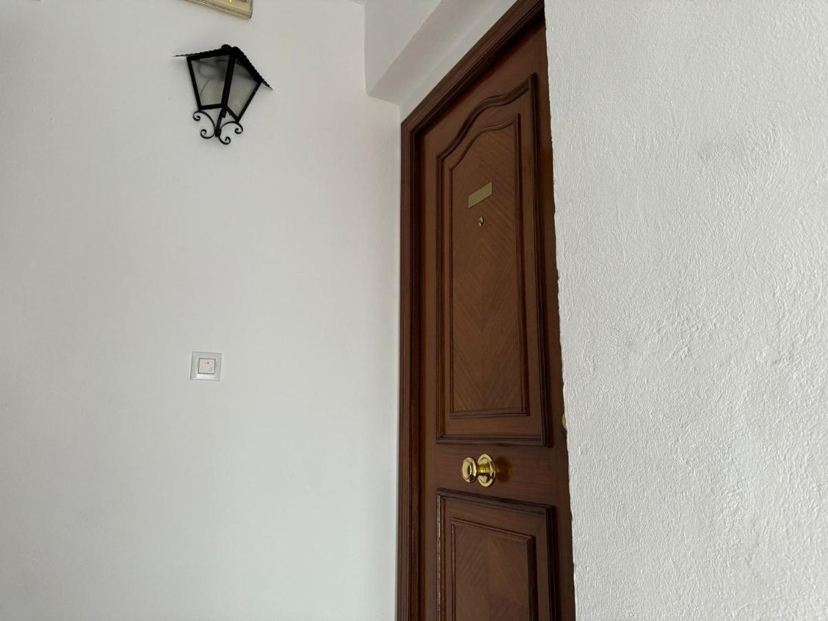 Apartamento Mundano Kordoba Bagian luar foto